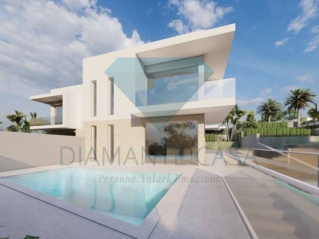 Luxury House for sale in Aci Catena, 600 000 €, Photo 1