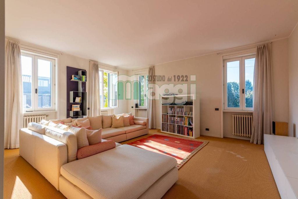 Luxury House for sale in Meda, 790 000 €, Photo 1