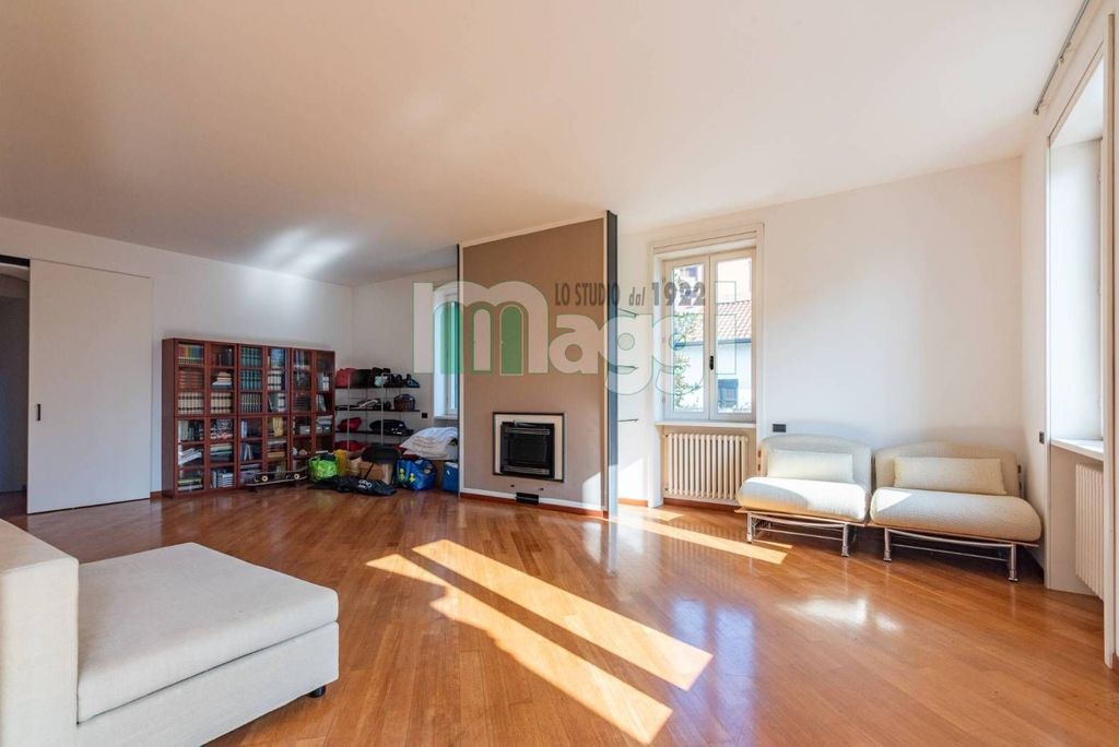 Luxury House for sale in Meda, 790 000 €, Photo 2