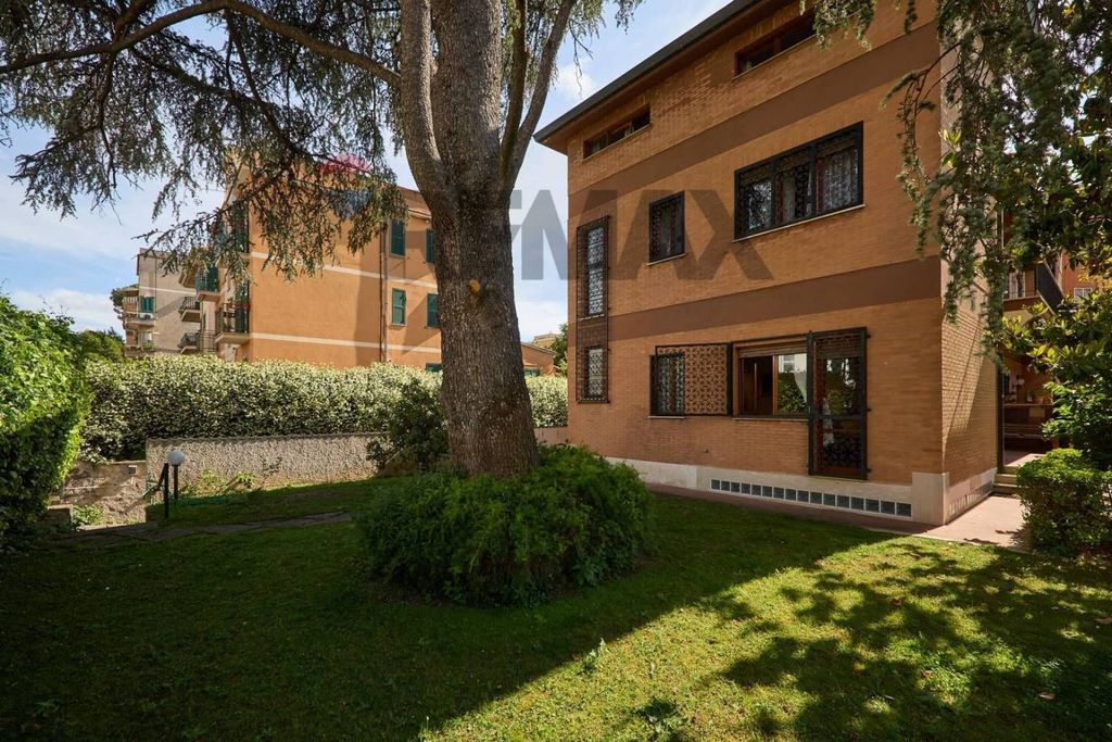 Luxury House for sale in Rome, 849 000 €, Photo 2