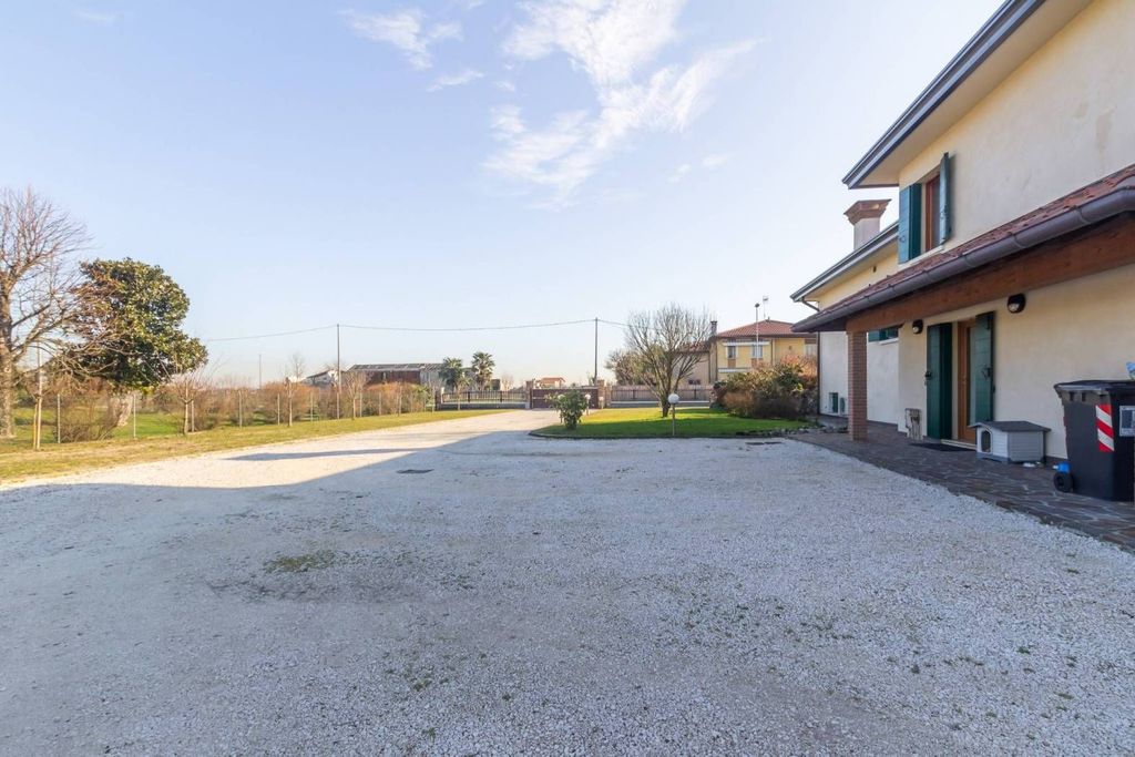 Maison de luxe à vendre à Dolo, 650 000 €, Photo 5