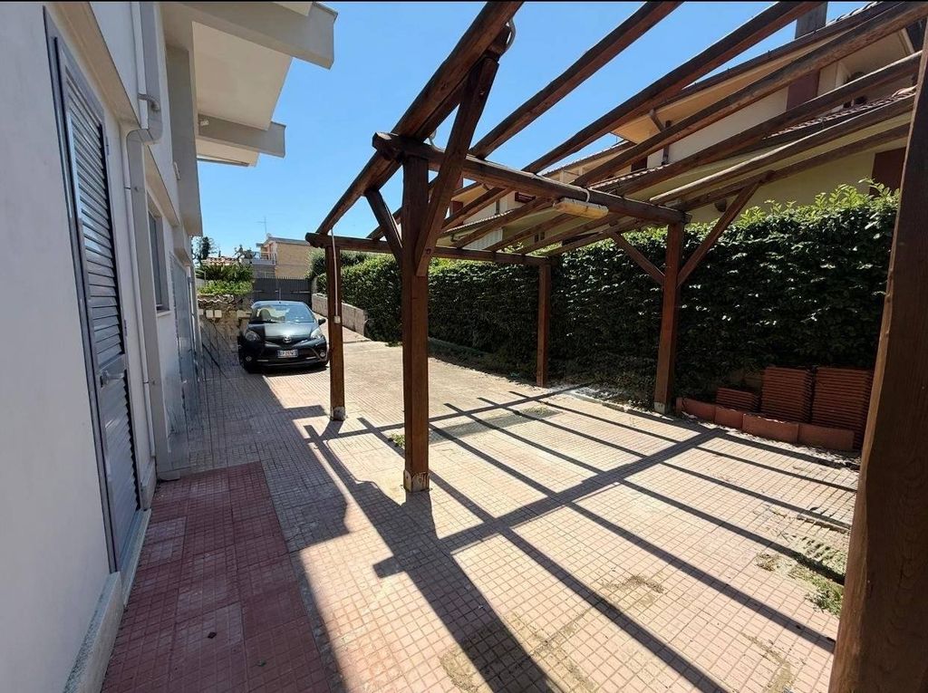 Luxury House for sale in Rome, 935 000 €, Photo 7