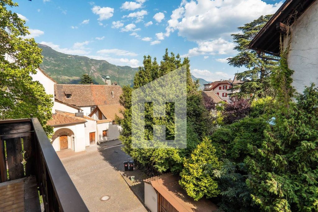 Luxury Apartment for sale in Lana, 710 000 €, Photo 1