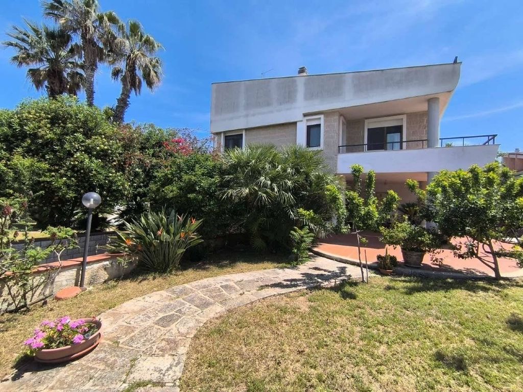 Luxury House for sale in Bisceglie, 1 400 000 €, Photo 1
