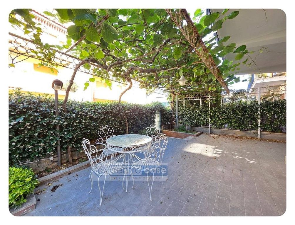 Luxury Apartment for sale in Gaeta, 550 000 €, Photo 1