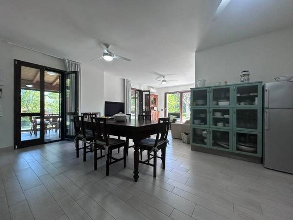 Luxury House for sale in Castellarano, 780 000 €, Photo 3