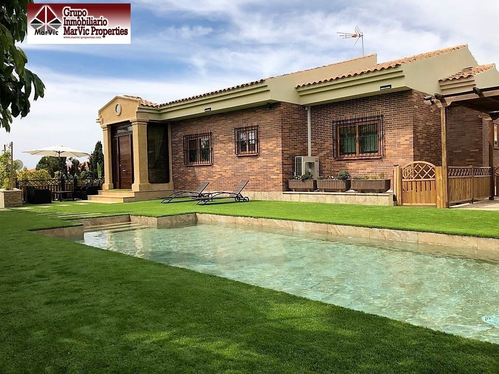 Maison de luxe à vendre à La Nucia, 995 000 €, Photo 1