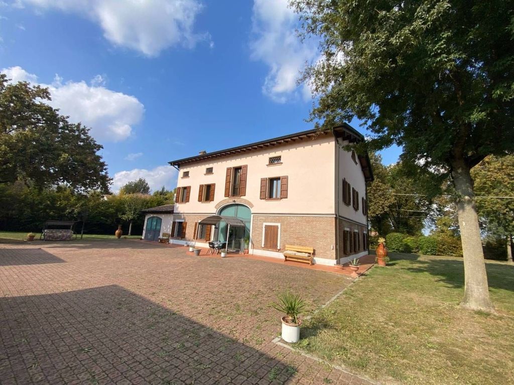 Luxury House for sale in Carpi Centro, 1 230 000 €, Photo 1