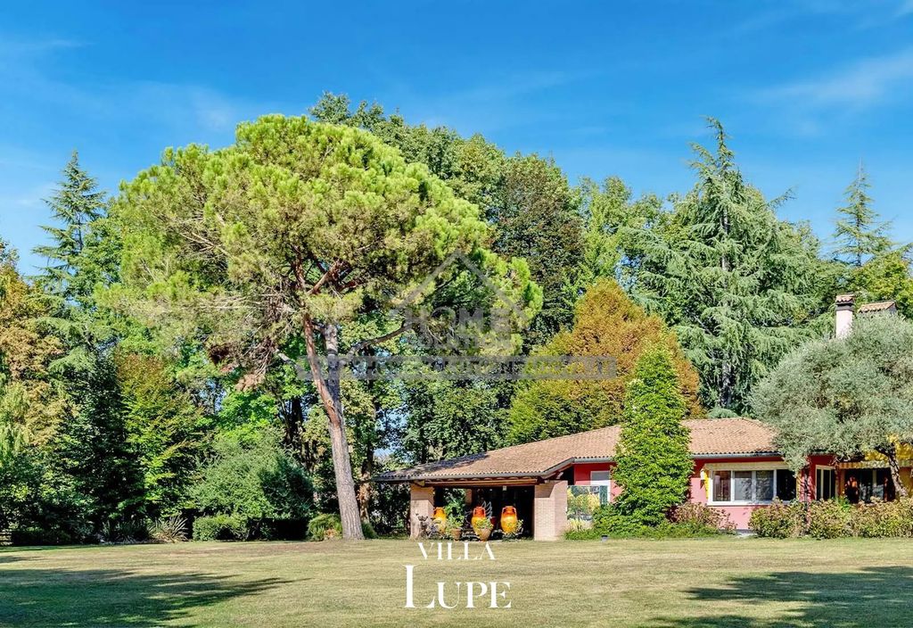 Luxury House for sale in Venezia, 1 350 000 €, Photo 1