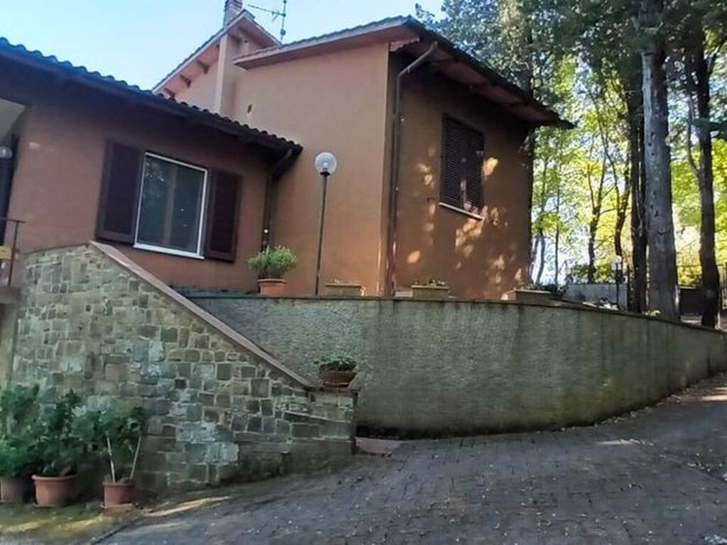 4418700