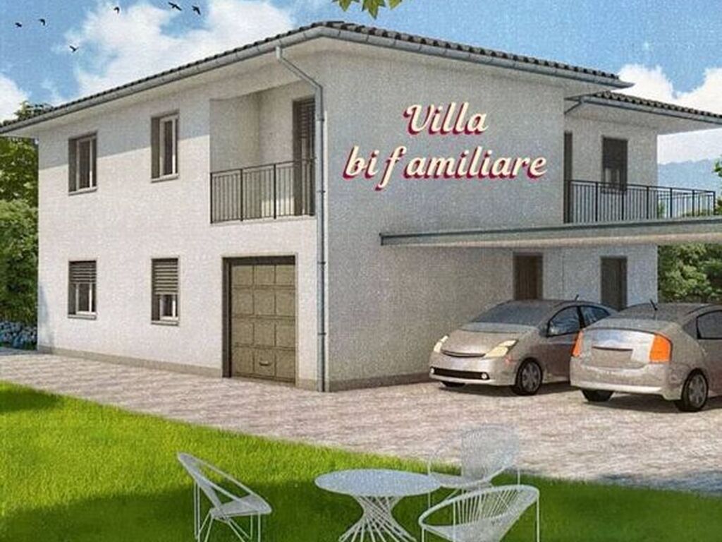 Luxury House for sale in Gavirate, 720 000 €, Photo 1