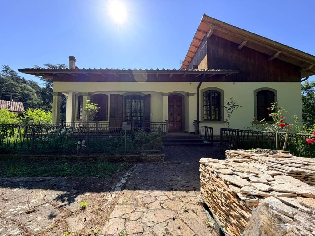 Luxury House for sale in Calenzano, 1 190 000 €, Photo 1