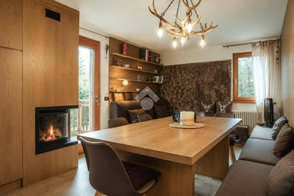 Luxury Apartment for sale in Folgaria, 500 000 €, Photo 1