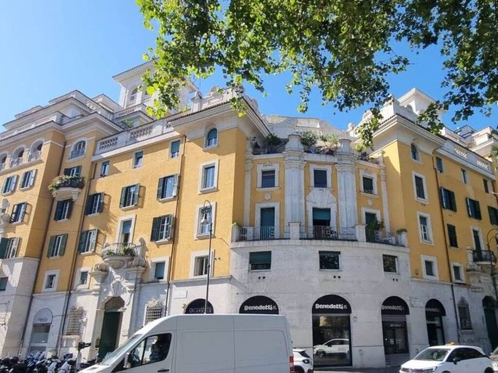 Luxury Apartment for sale in Rome, 2 970 000 €, Photo 2