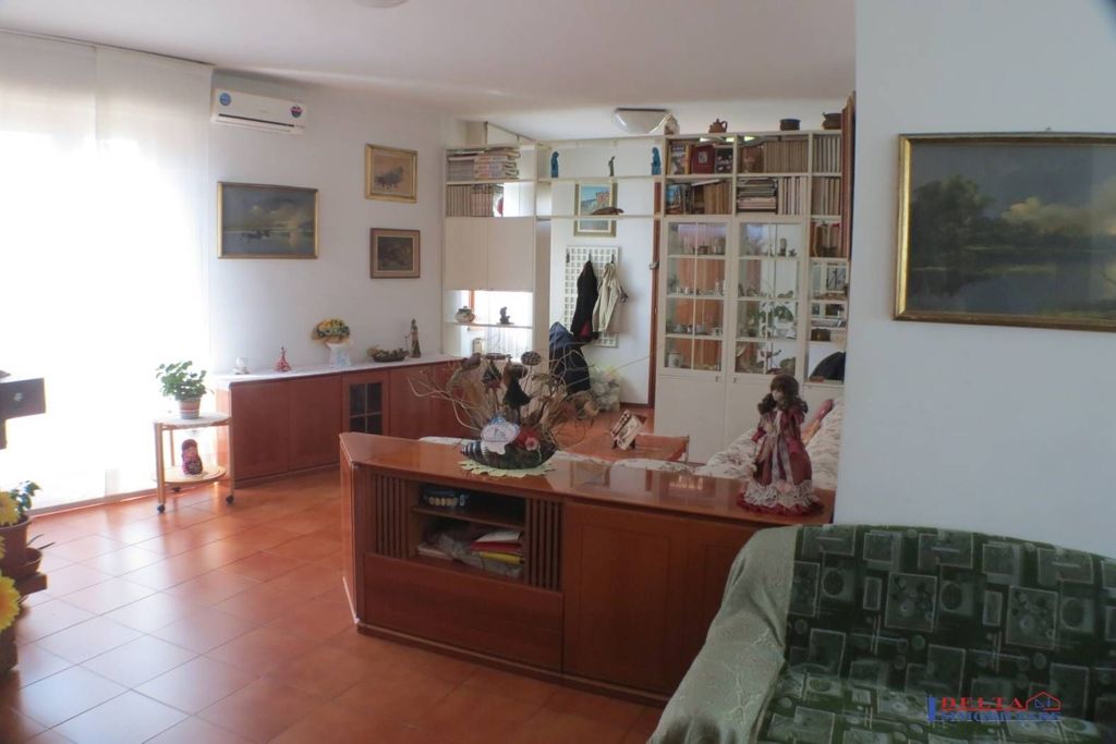 Maison de luxe à vendre à Livorno, 499 000 €, Photo 3