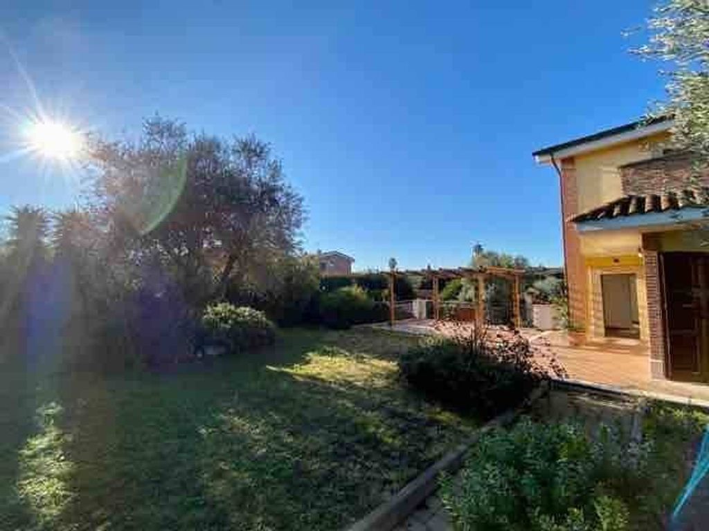 Luxury House for sale in Rome, 790 000 €, Photo 4