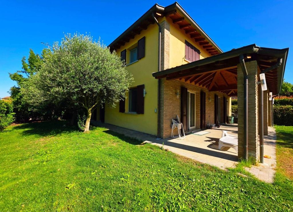 Luxury House for sale in Parma, 738 000 €, Photo 7