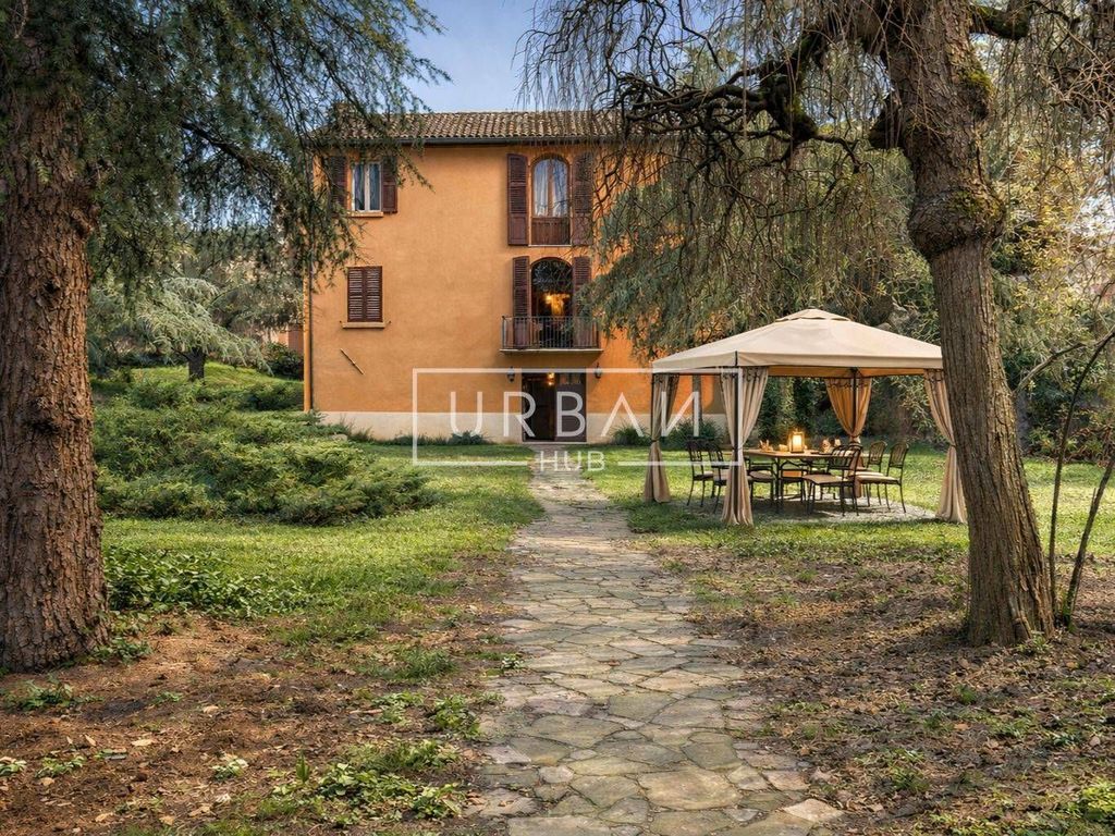 Luxury House for sale in Meldola, 770 000 €, Photo 1
