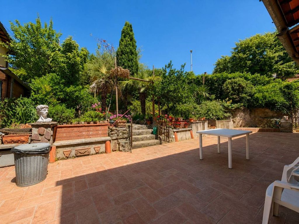 Luxury House for sale in Vaglia, 550 000 €, Photo 1