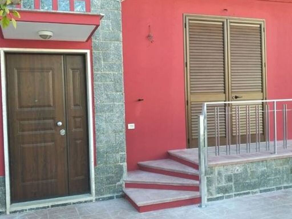 Luxury House for sale in Brindisi, 495 000 €, Photo 1