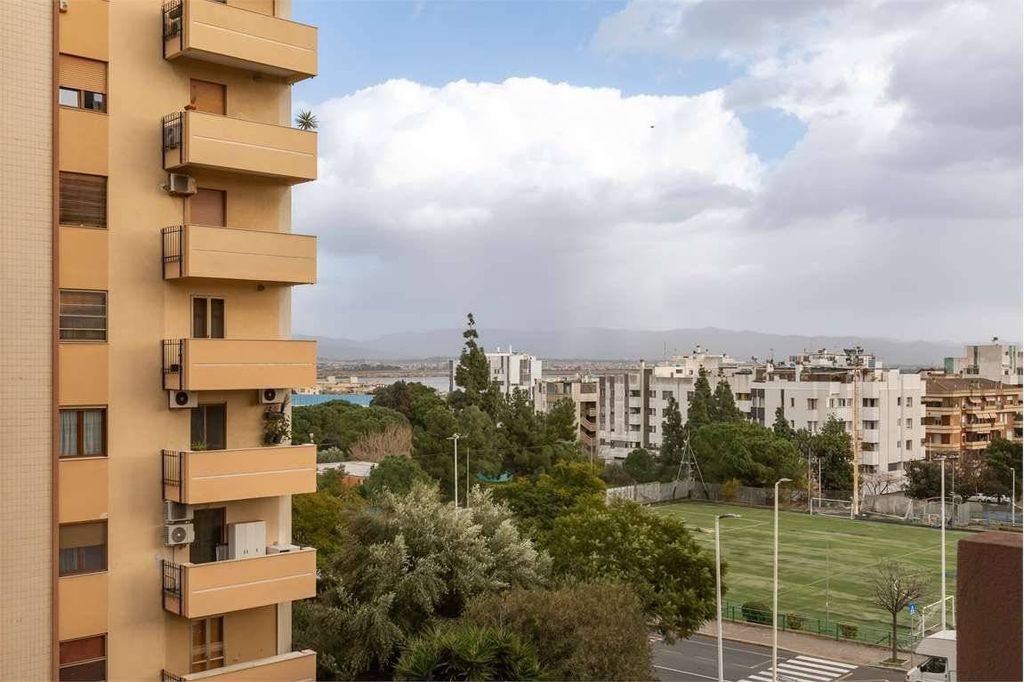 Luxury Apartment for sale in Cagliari, 439 000 €, Photo 1
