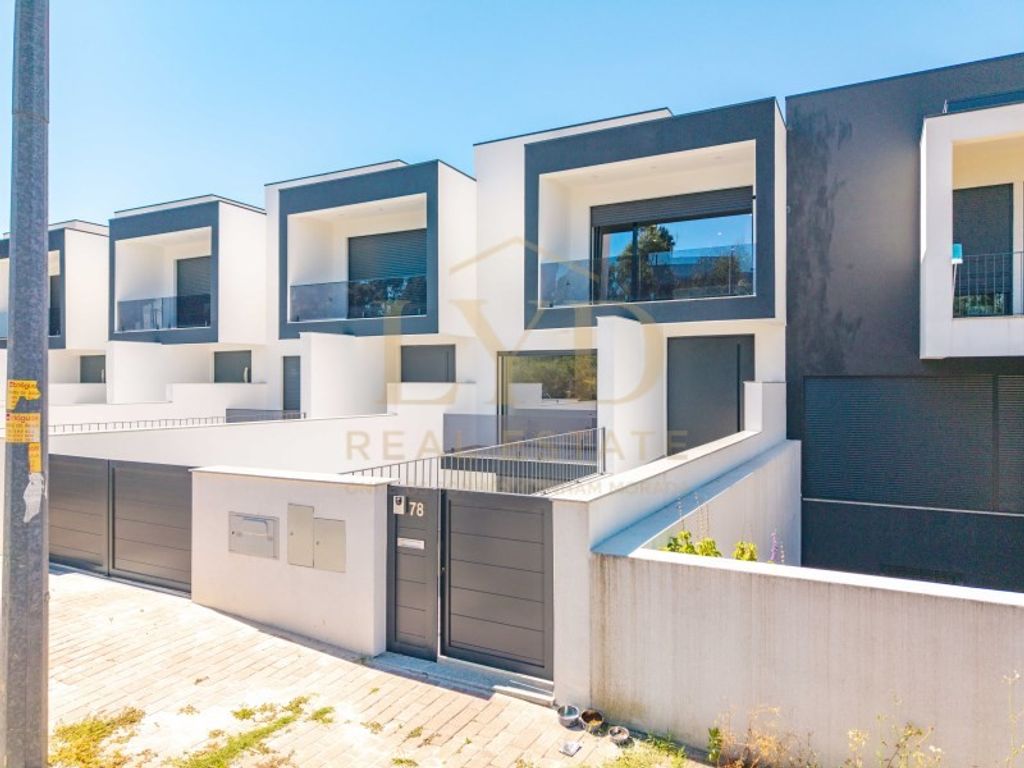 Maison de luxe à vendre à Paredes, 400 000 €, Photo 1