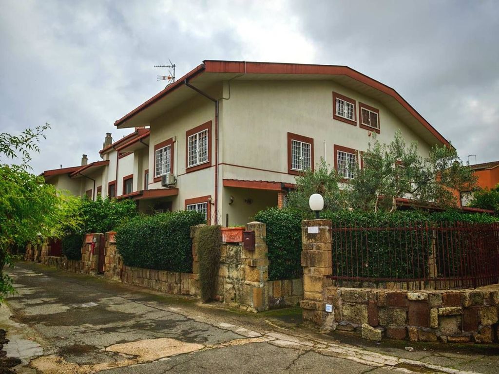 Luxury House for sale in Rome, 699 000 €, Photo 3