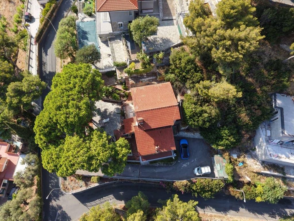 Luxury House for sale in Bordighera, 1 450 000 €, Photo 3