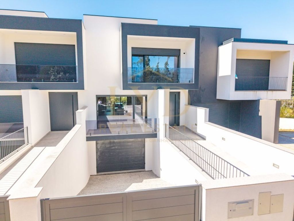 Maison de luxe à vendre à Paredes, 400 000 €, Photo 3
