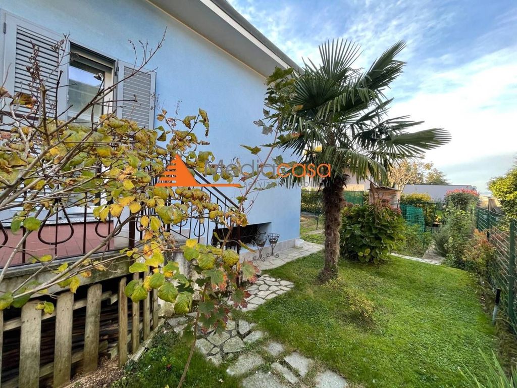 Luxury House for sale in Inzago, 679 000 €, Photo 4