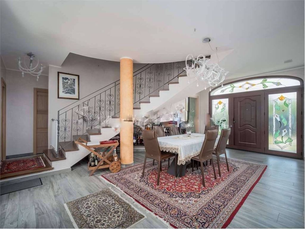 Luxury House for sale in Carpi Centro, 820 000 €, Photo 4