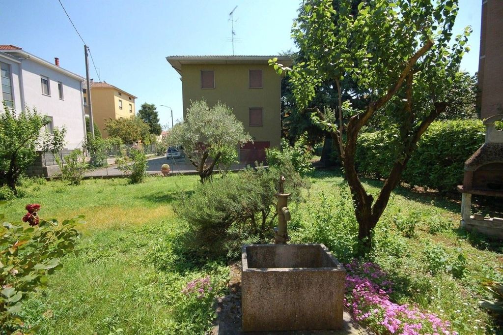 Luxury House for sale in Parma, 580 000 €, Photo 5
