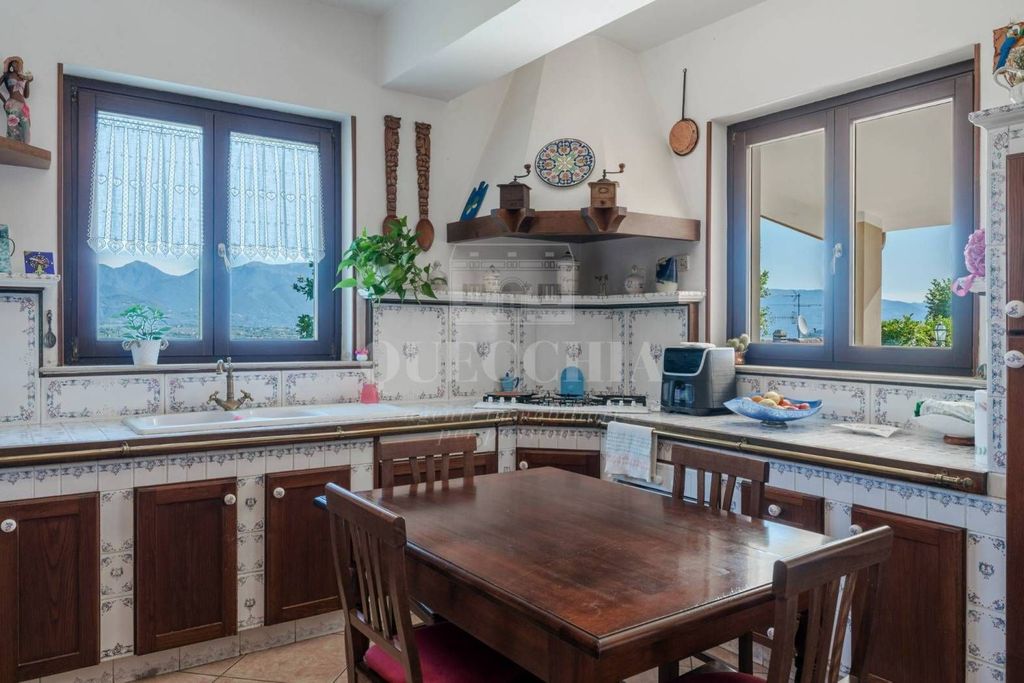 Maison de luxe à vendre à Soiano, 1 100 000 €, Photo 5