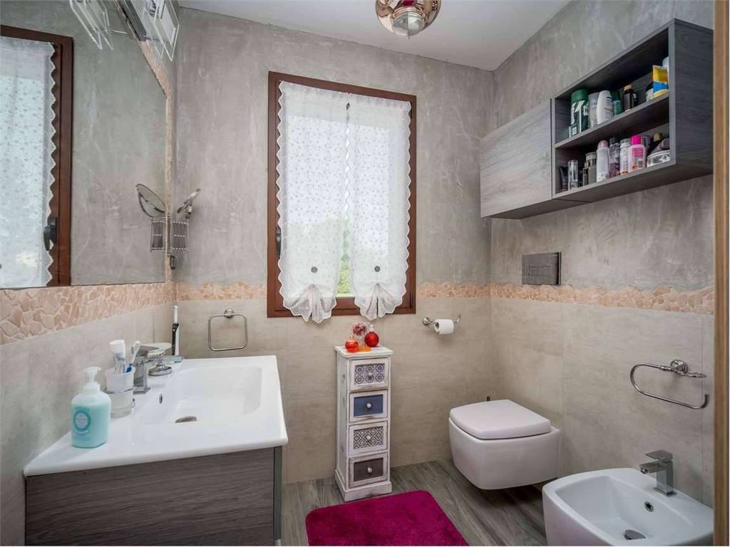 Luxury House for sale in Carpi Centro, 820 000 €, Photo 6