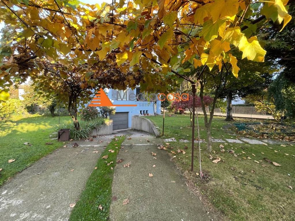 Luxury House for sale in Inzago, 679 000 €, Photo 7