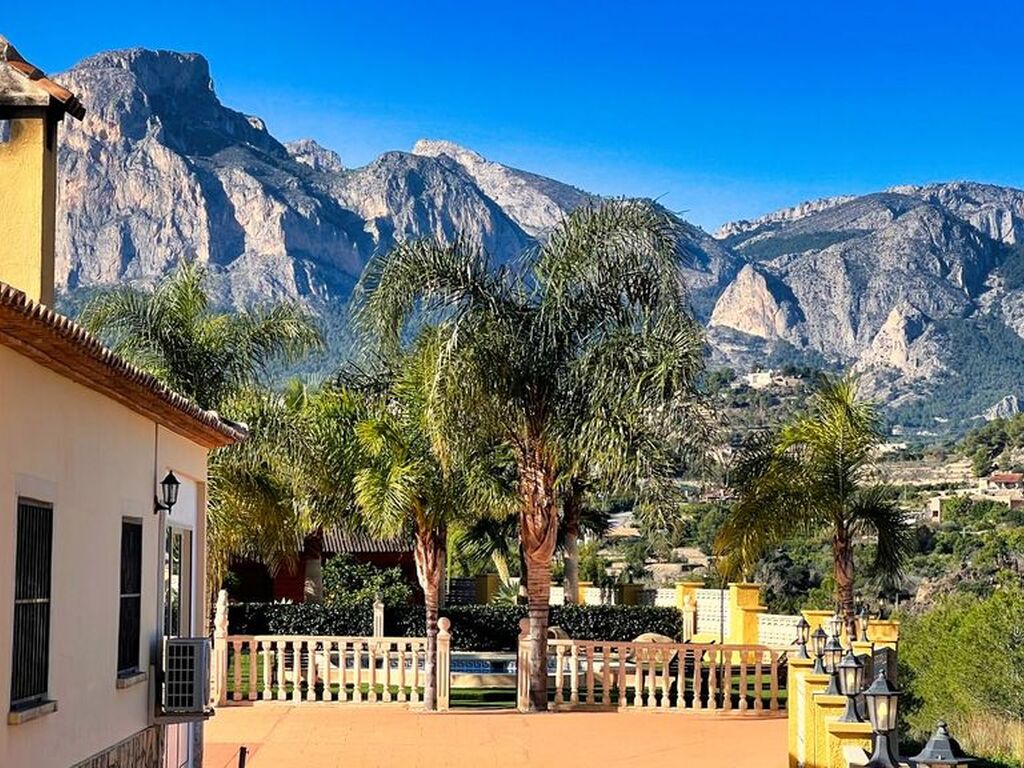 Maison de luxe à vendre à La Nucia, 1 500 000 €, Photo 1