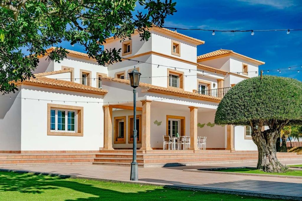 Maison de luxe à vendre à Calp, 3 150 000 €, Photo 2