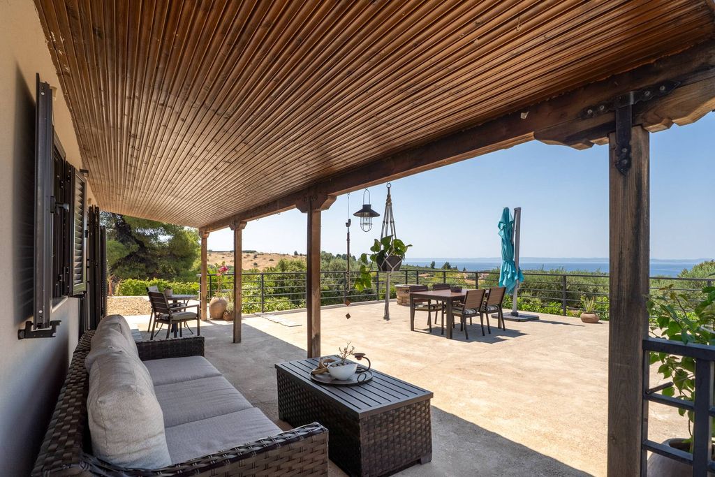 Maison de luxe à vendre à Ormýlia, 800 000 €, Photo 1