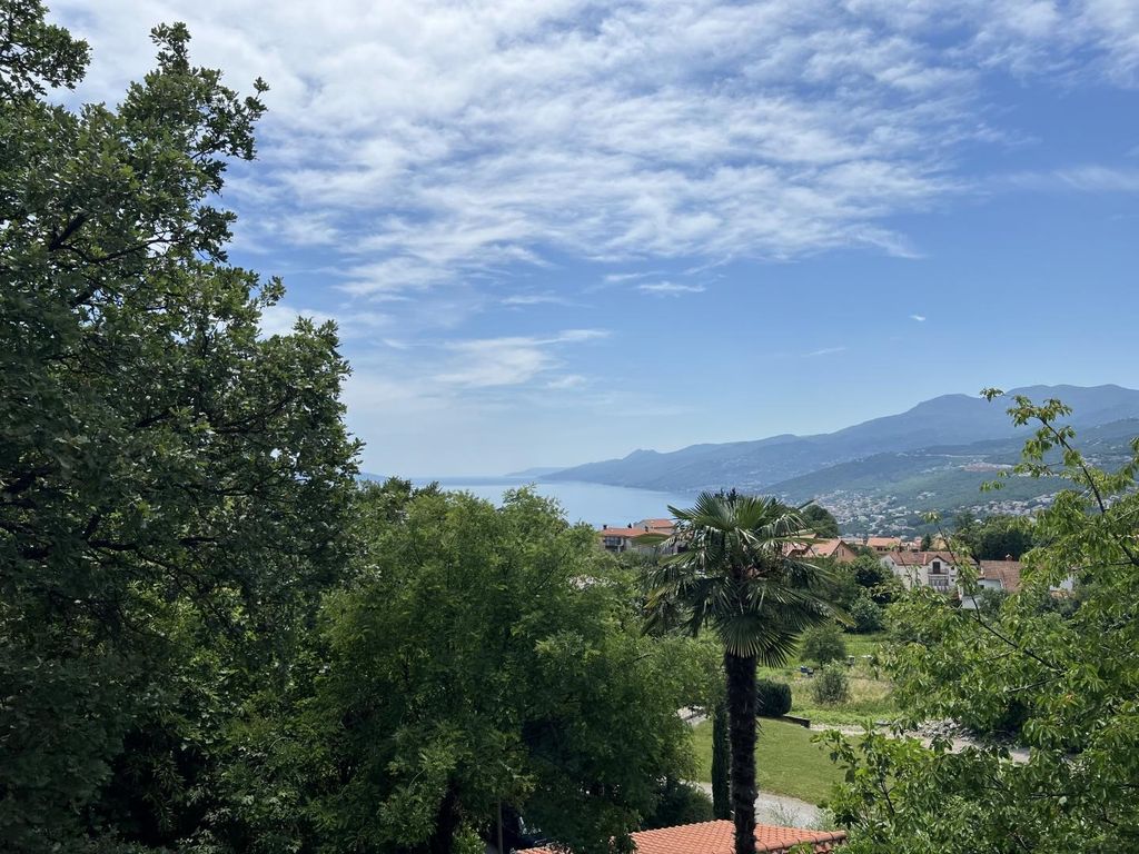 Maison de luxe à vendre à Matulji, 699 000 €, Photo 1