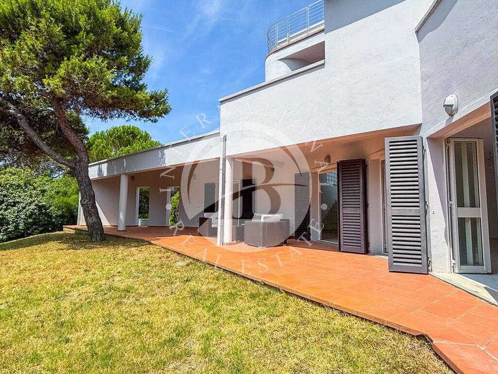 Maison de luxe à vendre à Livorno Ferraris, 639 000 €, Photo 1
