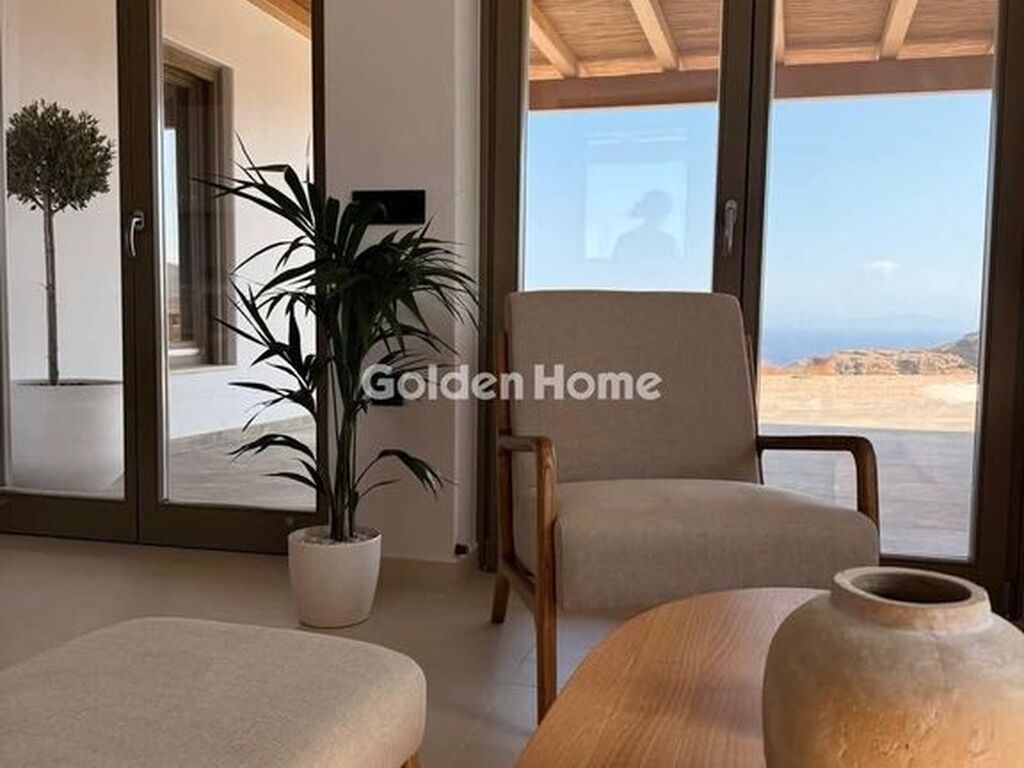 Luxury House for sale in Kýthnos, 750 000 €, Photo 1