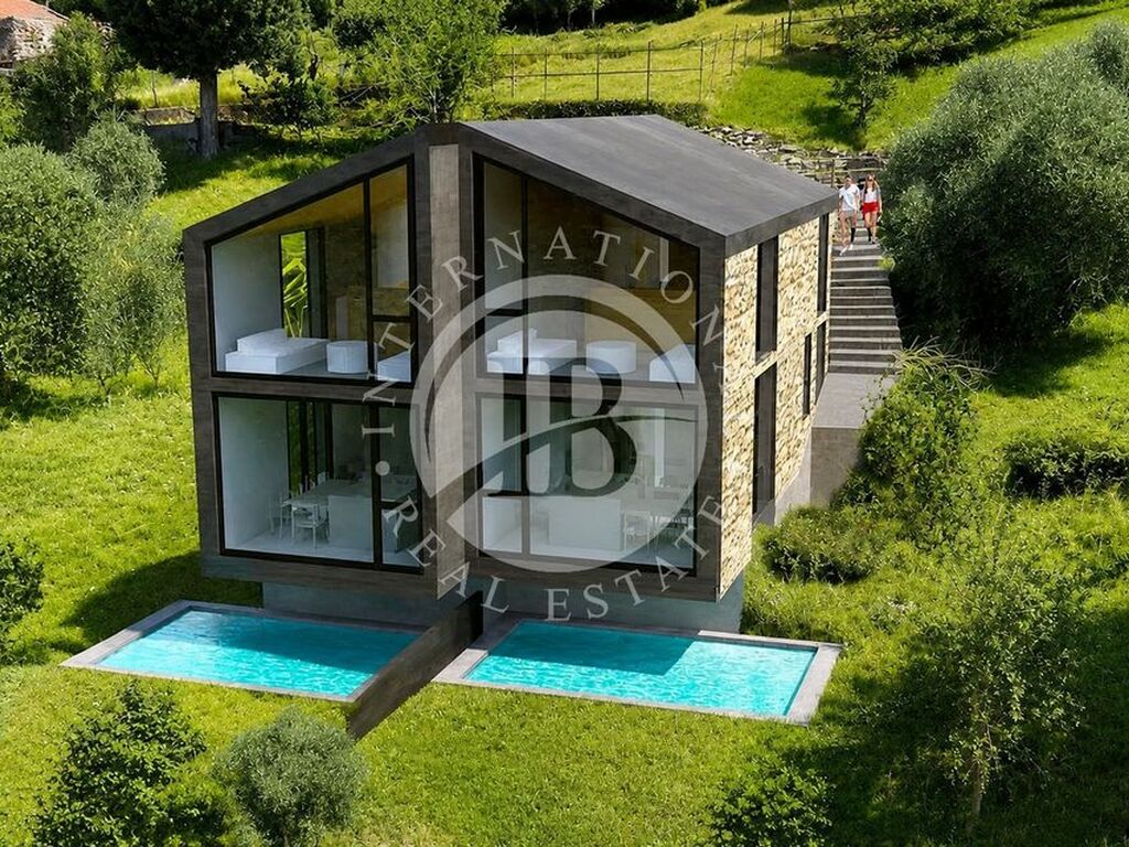 Maison de luxe à vendre à Como, 740 000 €, Photo 1
