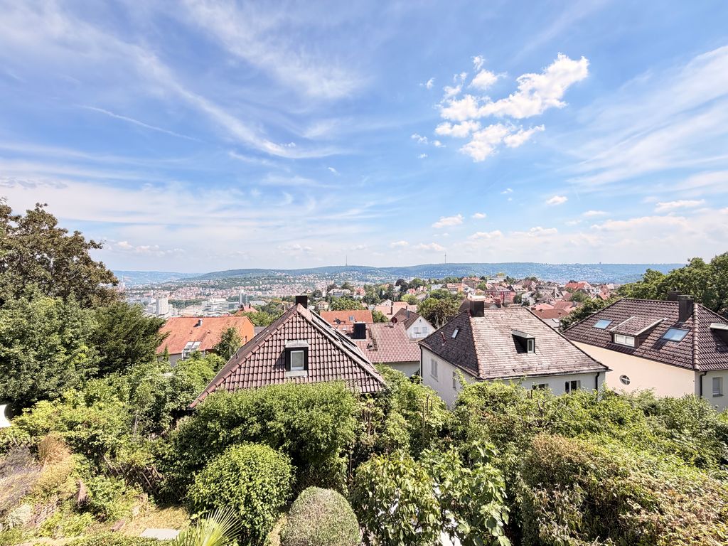 Luxury Apartment for sale in Stuttgart, 1 490 000 €, Photo 2