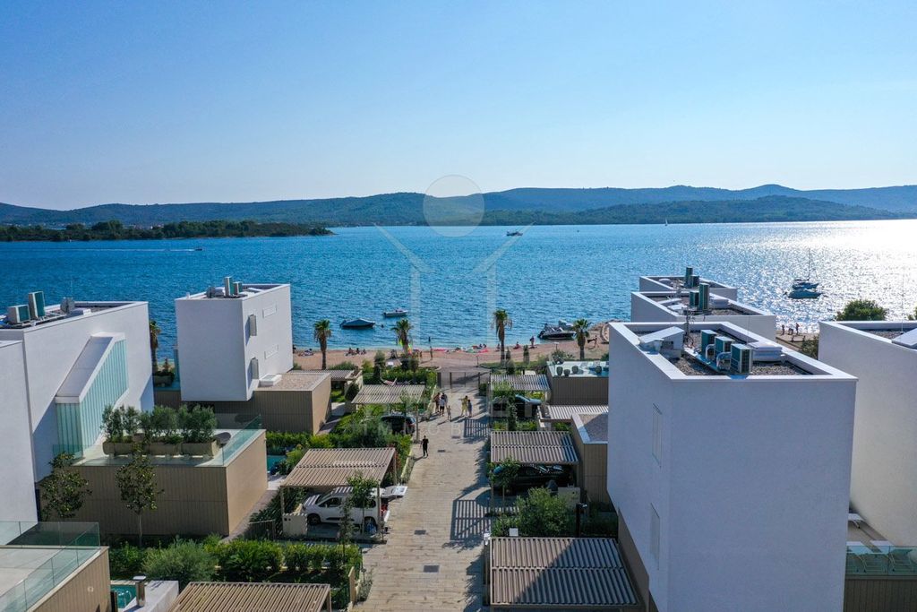 Maison de luxe à vendre à Turanj, 1 855 000 €, Photo 6