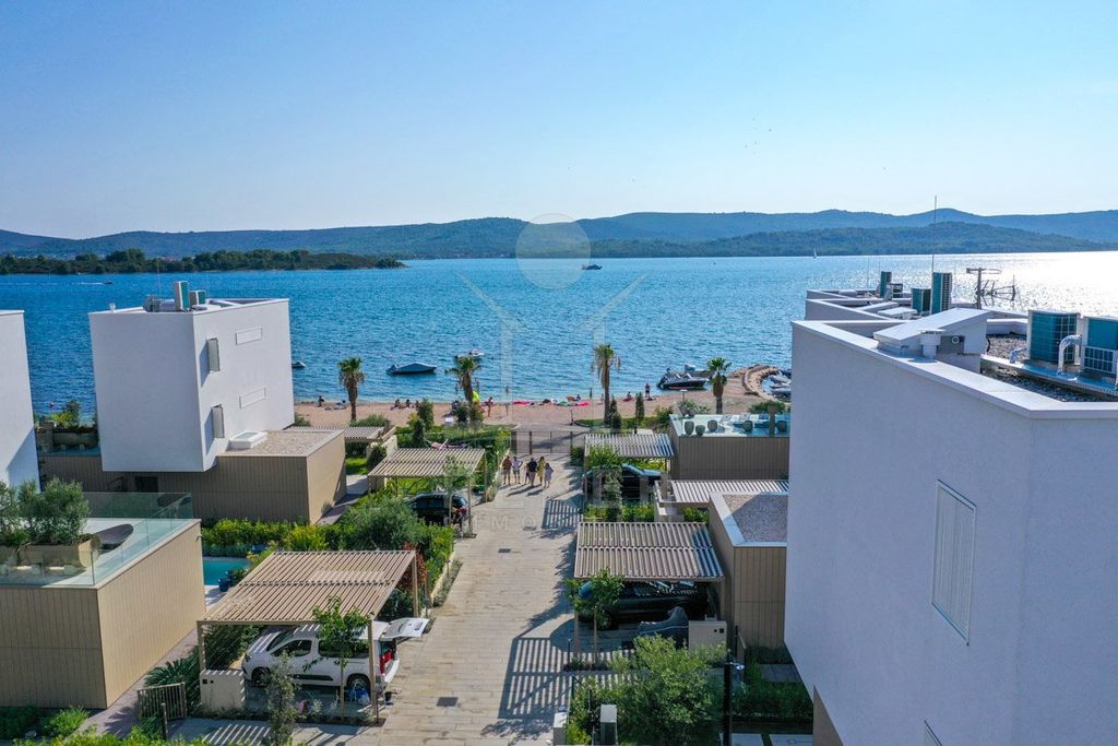 Maison de luxe à vendre à Turanj, 1 855 000 €, Photo 7