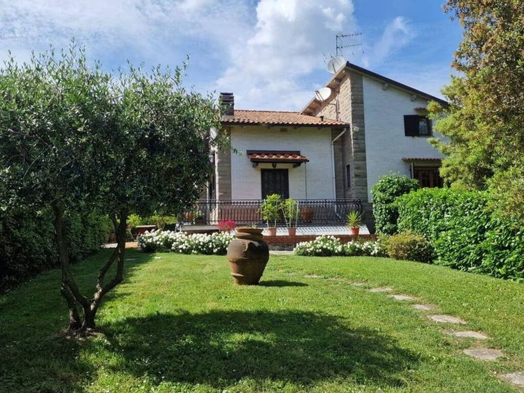 Maison de luxe à vendre à Vaiano, 790 000 €, Photo 1