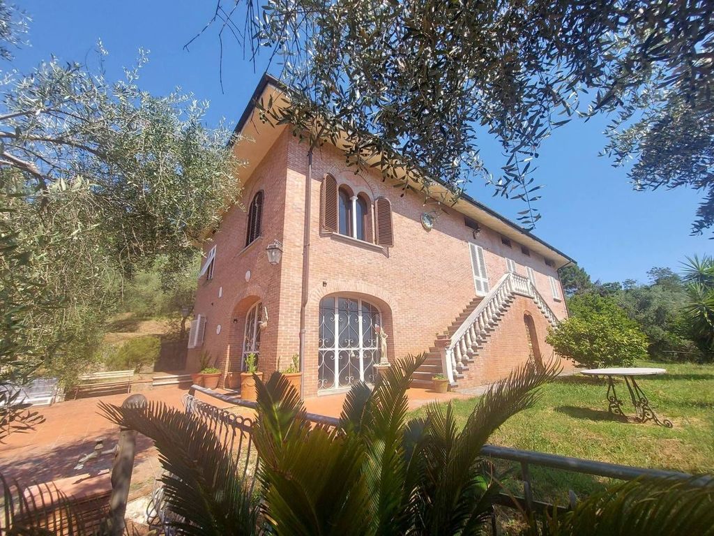 Maison de luxe à vendre à Lucca, 1 190 000 €, Photo 1