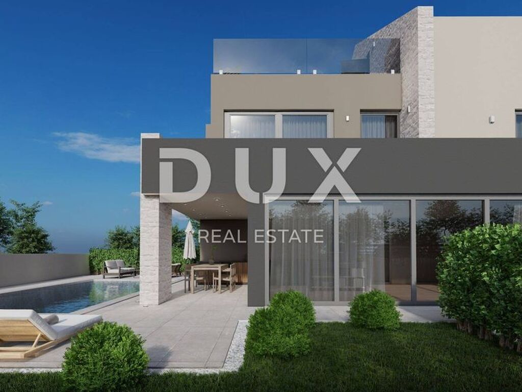 Maison de luxe à vendre à Porec, 1 650 000 €, Photo 1