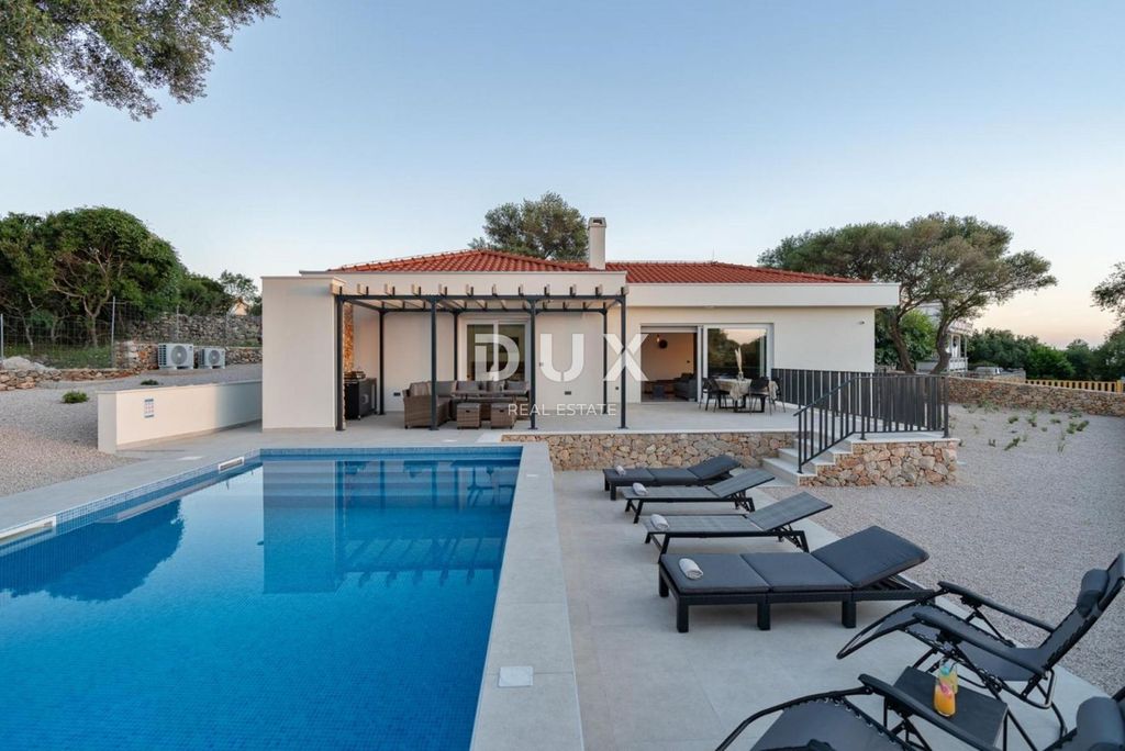 Maison de luxe à vendre à Novalja, 989 000 €, Photo 1