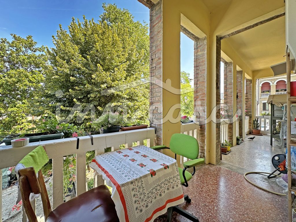 Luxury Apartment for sale in Rimini, 579 000 €, Photo 1